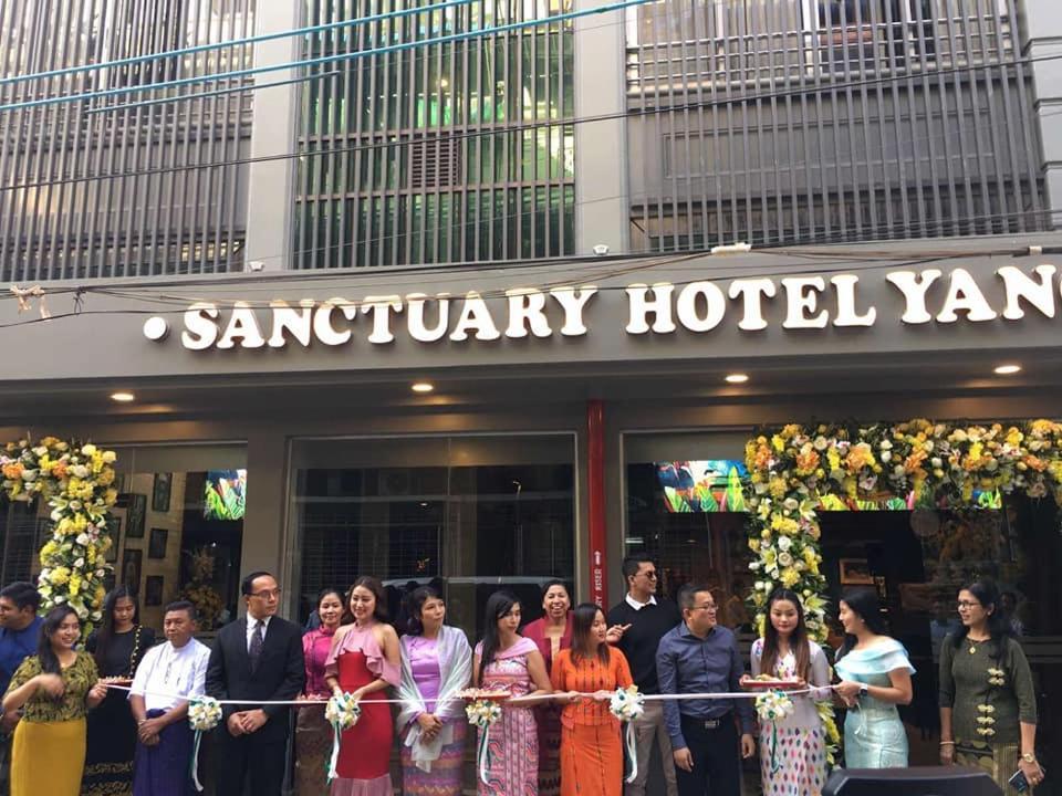 Sanctuary Hotel Yangón Exterior foto